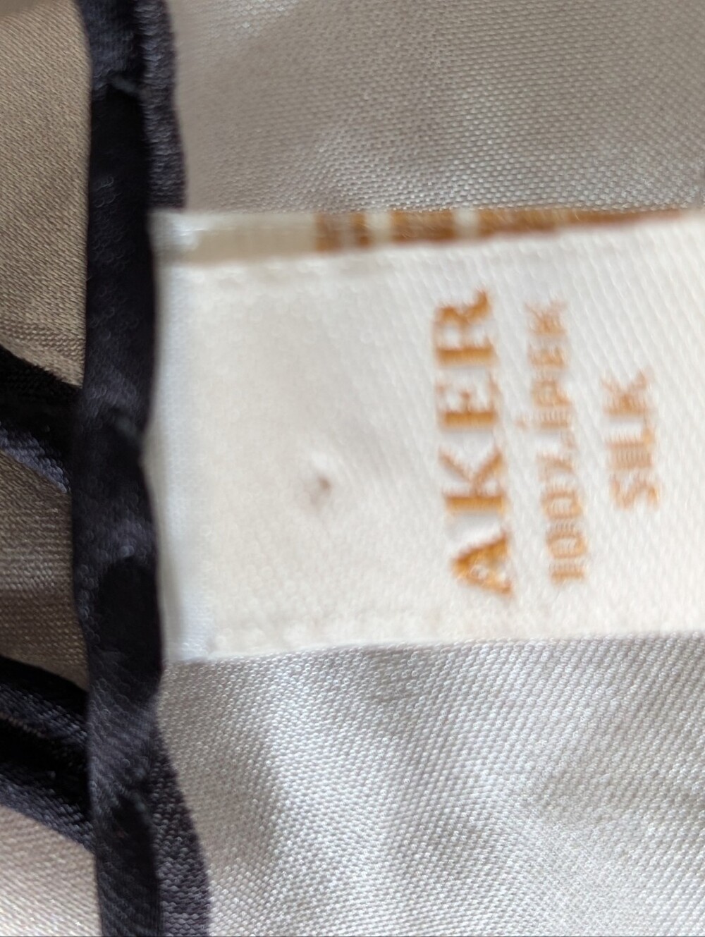 Large Silk Aker Scarf In Silver & Black . Very Chic! - Picture 3 of 11
